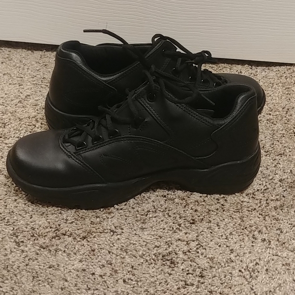 Men's Reebok Cross Trainer Oxfords - Picture 5 of 7